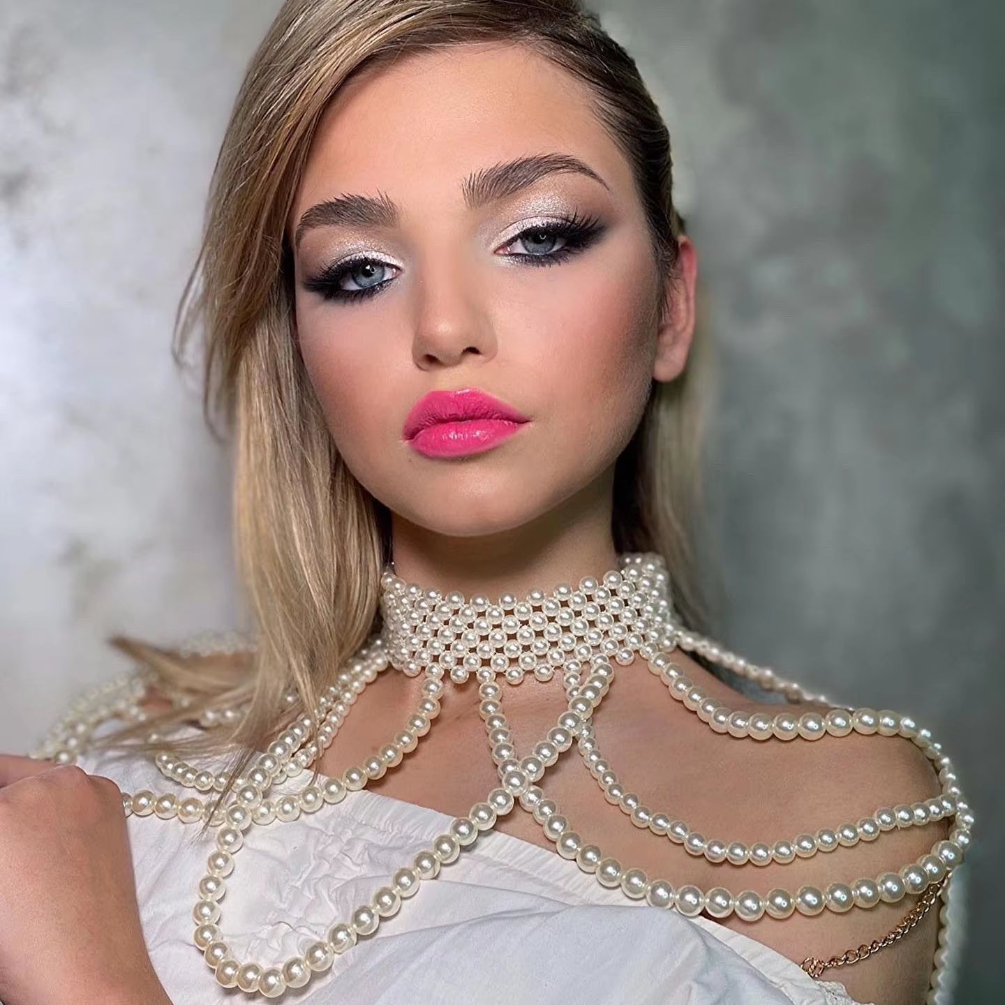 Chunky Bead Pendant Choker Long Statement Necklace for Women Fashion Chain Costume Body Jewelry Pearl Shoulder Necklace